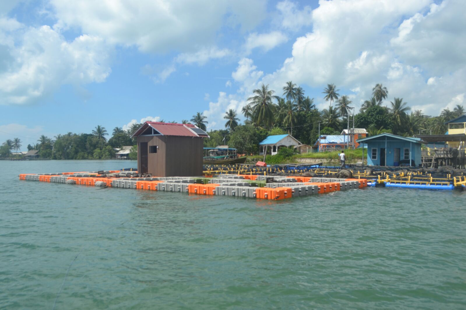 Keramba Ikan Sungai Mahakam